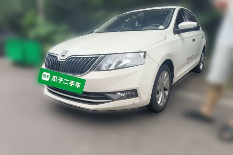 Used Skoda Rapid 2019 1.5L Manual Comfort Edition China V Standard Guazi used car, China used car export, Used car for sale, Used cars, Cheapest cars for sale