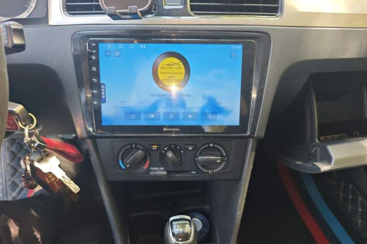 Used Skoda Rapid 2019 1.5L Automatic Comfort Edition China V Standard Audio And AC Panel