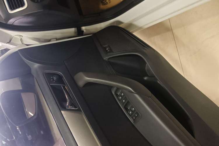 Used Skoda Rapid 2019 1.5L Automatic Comfort Edition China V Standard Audio And AC Panel