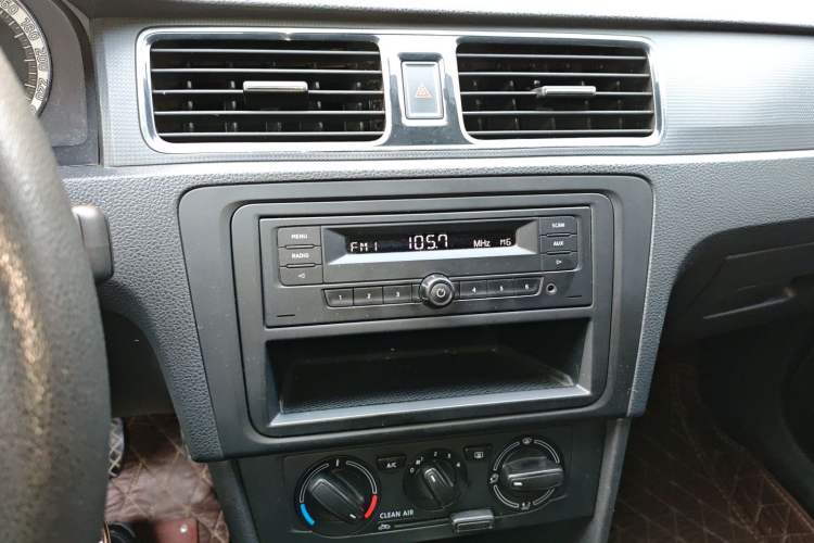 Used Skoda Rapid 2019 Revised Version 1.5L Automatic Standard Edition China VI Audio And AC Panel