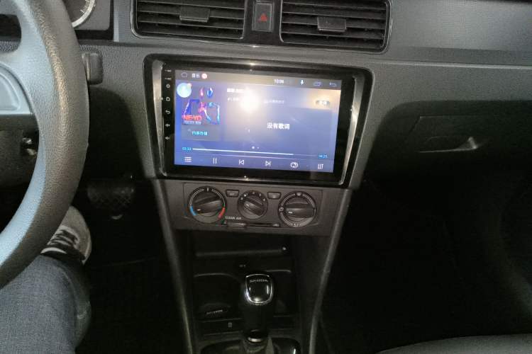 Used Skoda Rapid 2019 1.5L Automatic Standard Edition Audio And AC Panel