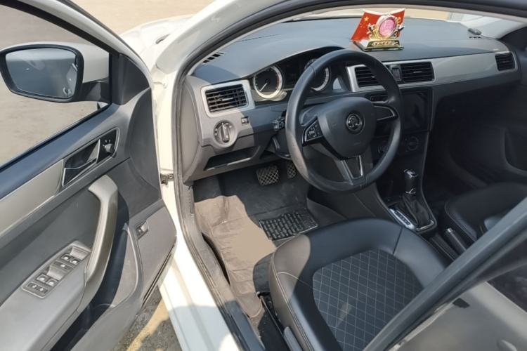 Used Skoda Rapid 2019 1.5L Automatic Comfort Edition China VI Standard Driver Seat