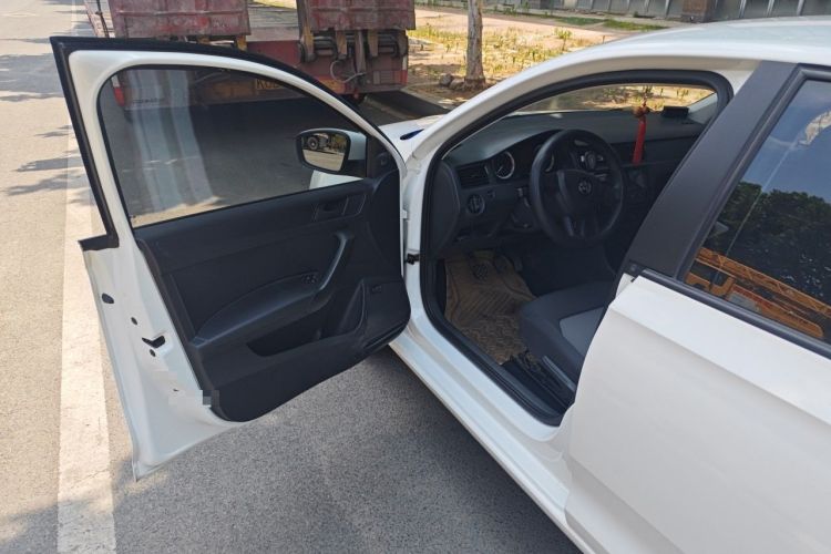 Used Skoda Rapid 2019 Revised Version 1.5L Manual Entry-Level Edition China VI Driver Seat