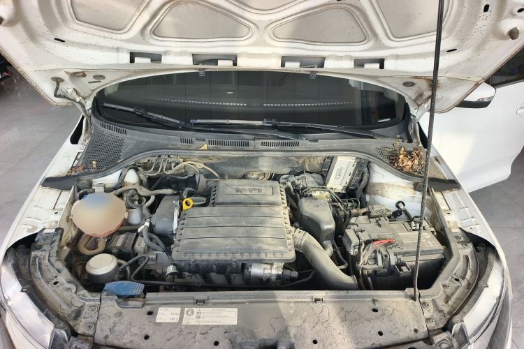 Used Skoda Rapid 2019 1.5L Automatic Comfort Edition China VI Standard Engine Bay
