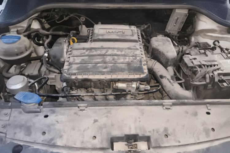Used Skoda Rapid 2019 1.5L Automatic Comfort Edition China VI Standard Engine Bay