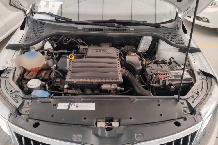 Used Skoda Rapid 2019 1.5L Automatic Comfort Edition China VI Standard Engine Bay