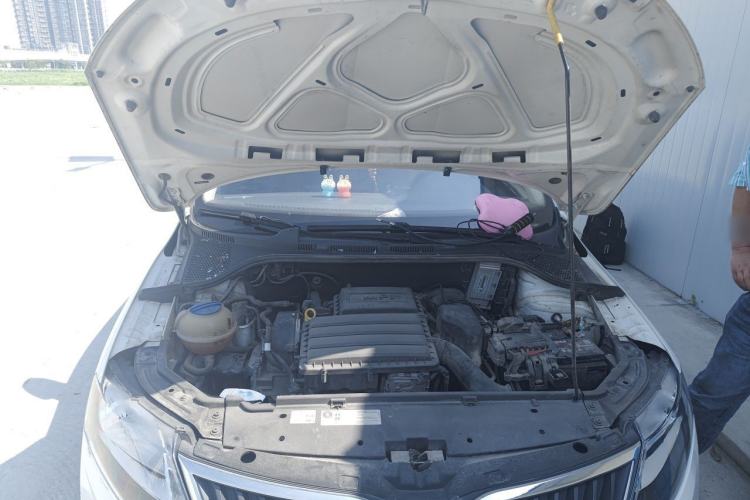 Used Skoda Rapid 2019 1.5L Automatic Standard Edition Engine Bay