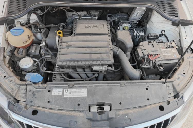 Used Skoda Rapid 2019 1.5L Automatic Comfort Edition China VI Standard Engine Bay