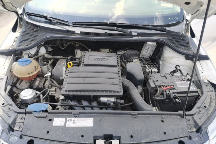 Used Skoda Rapid 2019 1.5L Manual Comfort Edition China VI Standard Engine Bay