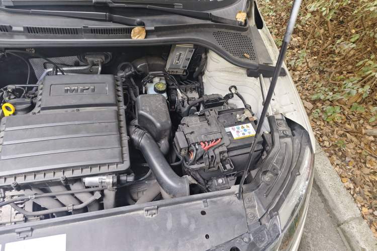 Used Skoda Rapid 2019 Revised Version 1.5L Automatic Standard Edition China VI Engine Bay Left