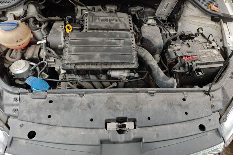 Used Skoda Rapid 2019 1.5L Automatic Standard Edition Engine Bay