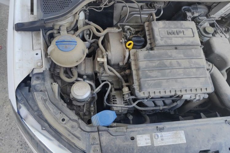 Used Skoda Rapid 2019 1.5L Manual Comfort Edition China VI Standard Engine Bay Right