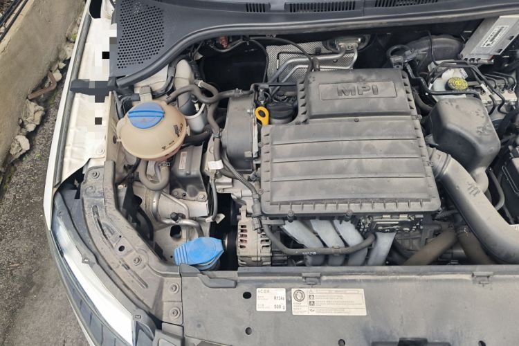 Used Skoda Rapid 2019 1.5L Automatic Standard Edition Engine Bay Right