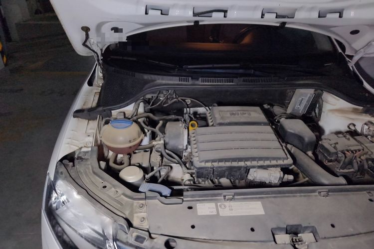 Used Skoda Rapid 2019 1.5L Manual Comfort Edition China VI Standard Engine Bay Right