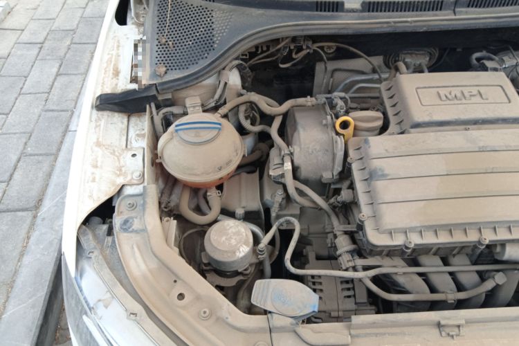 Used Skoda Rapid 2019 1.5L Manual Comfort Edition China VI Standard Engine Bay Right