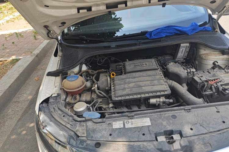 Used Skoda Rapid 2019 Revised Version 1.5L Manual Entry-Level Edition China VI Engine Bay Right