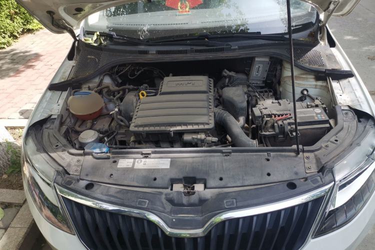Used Skoda Rapid 2019 Revised Version 1.5L Manual Standard Edition China VI Engine Bay