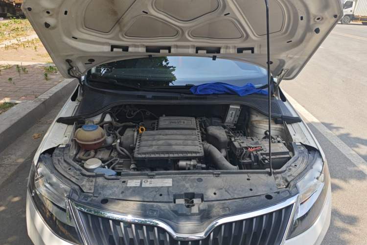 Used Skoda Rapid 2019 Revised Version 1.5L Manual Entry-Level Edition China VI Engine Bay