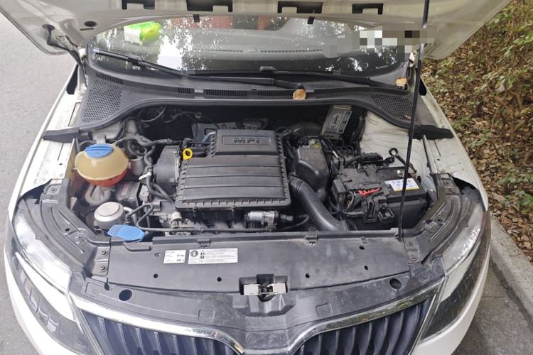 Used Skoda Rapid 2019 Revised Version 1.5L Automatic Standard Edition China VI Engine Bay