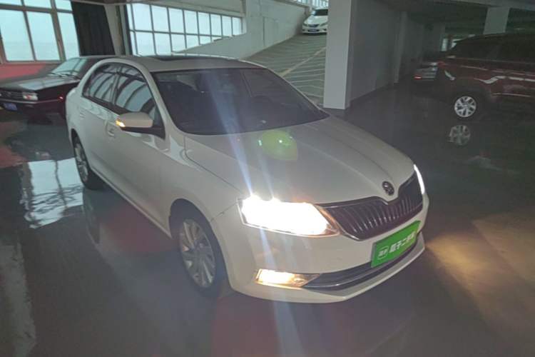 Used Skoda Rapid 2019 1.5L Automatic Comfort Edition China VI Standard Exterior 1