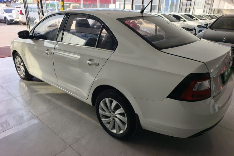 Used Skoda Rapid 2019 1.5L Automatic Comfort Edition China VI Standard Exterior 3