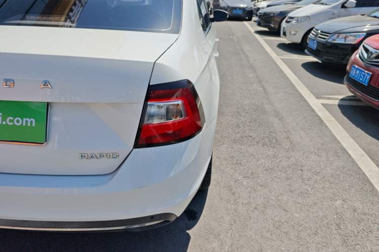 Used Skoda Rapid 2019 1.5L Automatic Comfort Edition China V Standard Exterior 3