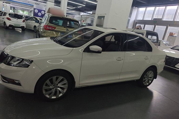 Used Skoda Rapid 2019 1.5L Automatic Comfort Edition China VI Standard Exterior 3