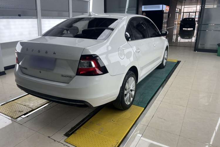Used Skoda Rapid 2019 1.5L Automatic Comfort Edition China V Standard Exterior 3