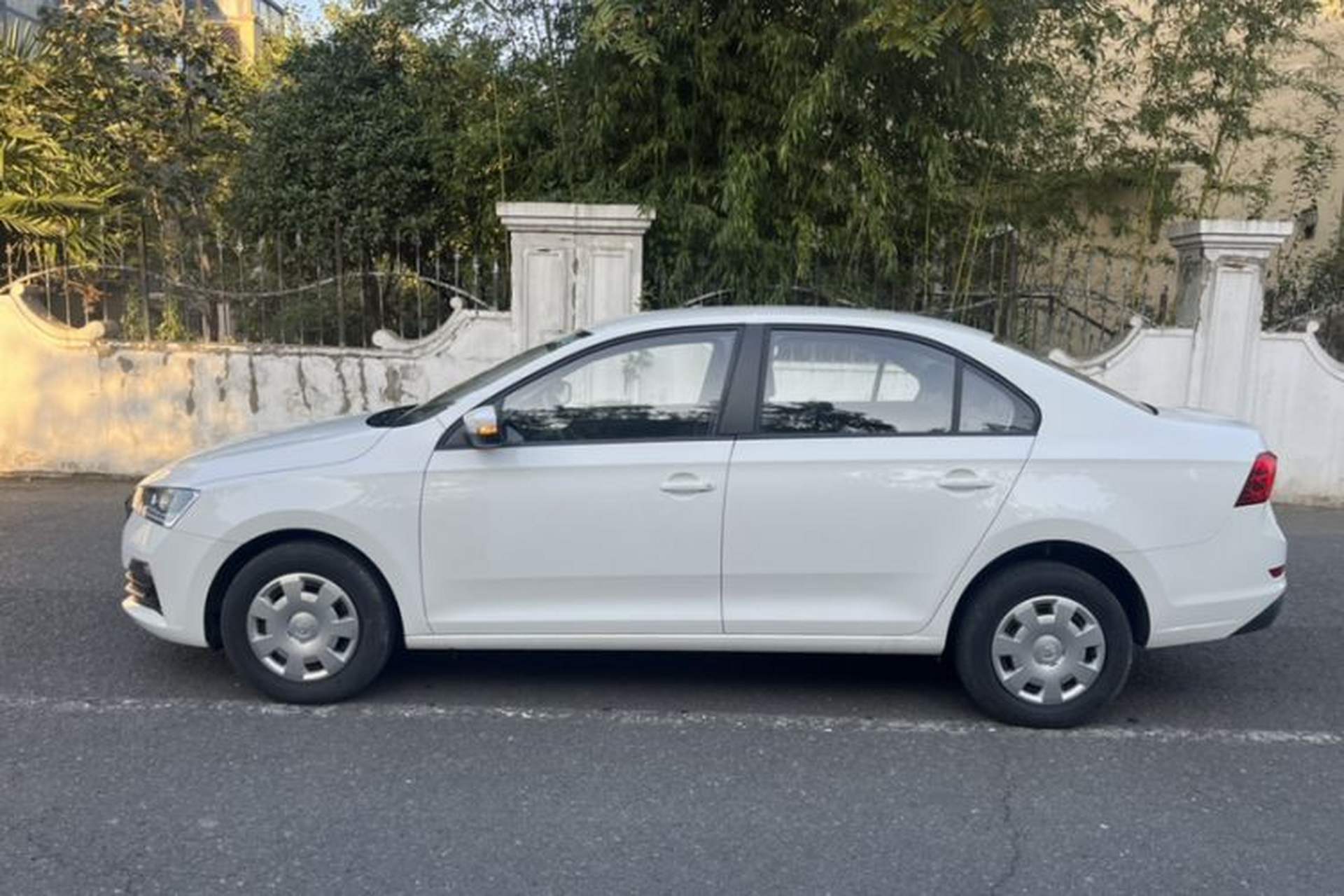Used Skoda Rapid 2019 Revised Version 1.5L Manual Entry-Level Edition China VI Exterior 3