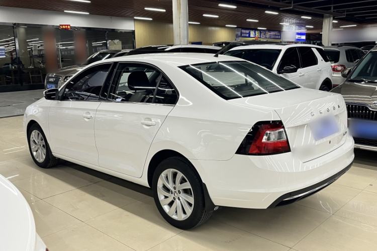 Used Skoda Rapid 2019 1.5L Automatic Comfort Edition China VI Standard Exterior 3