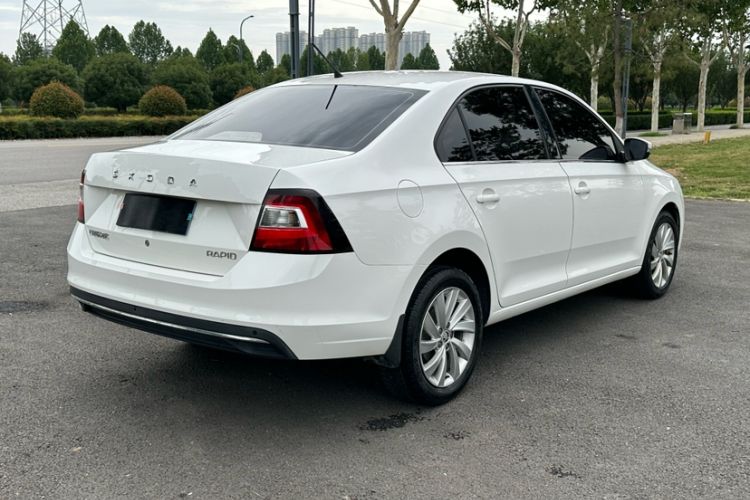 Used Skoda Rapid 2019 1.5L Automatic Comfort Edition China VI Standard Exterior 4
