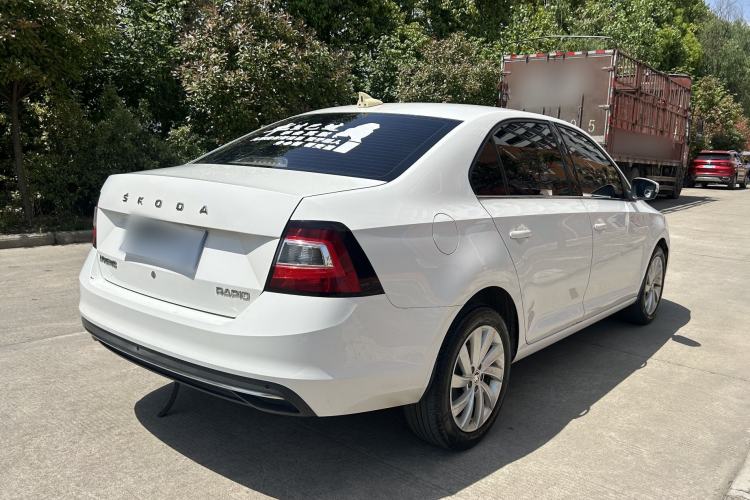 Used Skoda Rapid 2019 1.5L Automatic Comfort Edition China VI Standard Exterior 4
