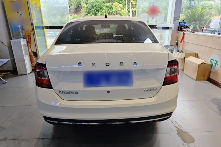 Used Skoda Rapid 2019 1.5L Automatic Comfort Edition China VI Standard Exterior 4