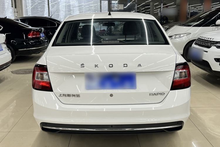 Used Skoda Rapid 2019 1.5L Automatic Comfort Edition China VI Standard Exterior 4