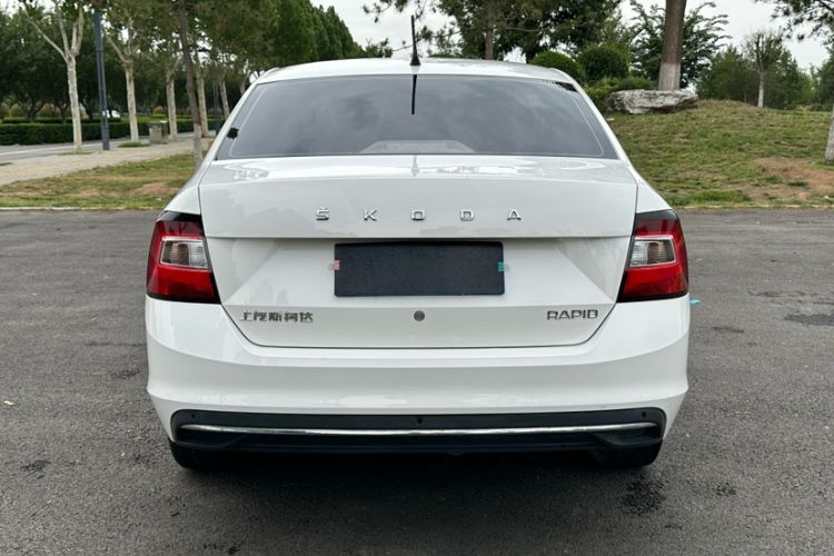 Used Skoda Rapid 2019 1.5L Automatic Comfort Edition China VI Standard Exterior 5