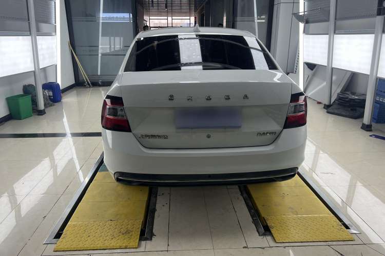 Used Skoda Rapid 2019 1.5L Automatic Comfort Edition China V Standard Exterior 5