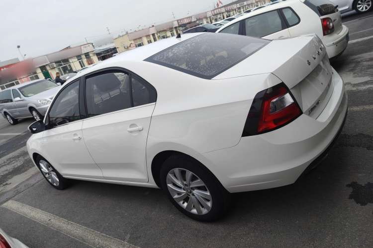 Used Skoda Rapid 2019 1.5L Automatic Comfort Edition China VI Standard Exterior 5