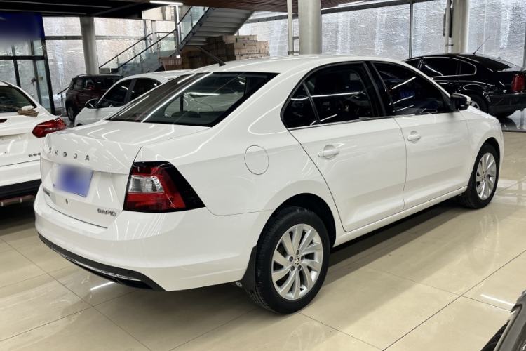 Used Skoda Rapid 2019 1.5L Automatic Comfort Edition China VI Standard Exterior 5