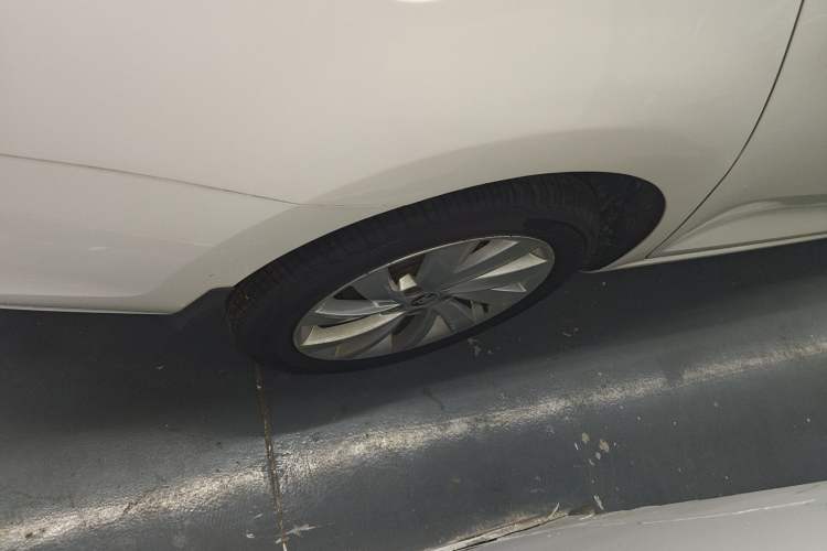 Used Skoda Rapid 2019 1.5L Automatic Comfort Edition China VI Standard Exterior 8