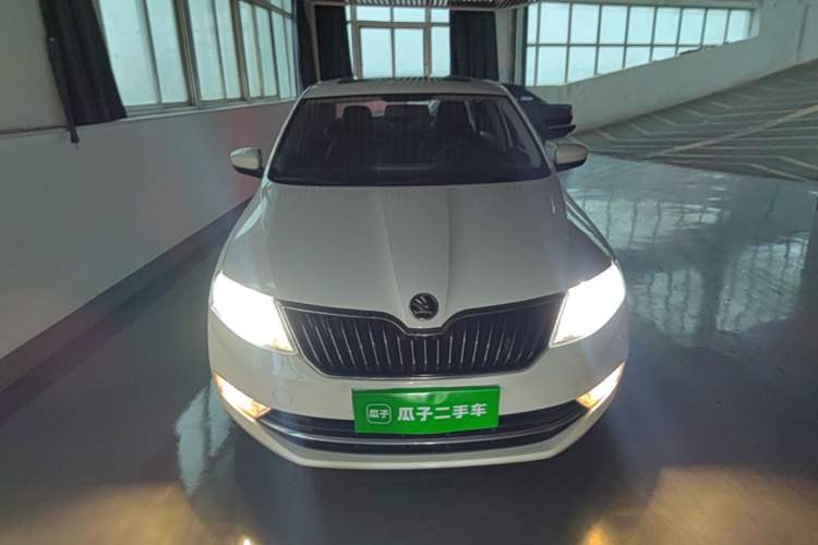 Used Skoda Rapid 2019 1.5L Automatic Comfort Edition China VI Standard Front