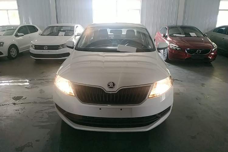 Used Skoda Rapid 2019 Revised Version 1.5L Automatic Standard Edition China VI Front
