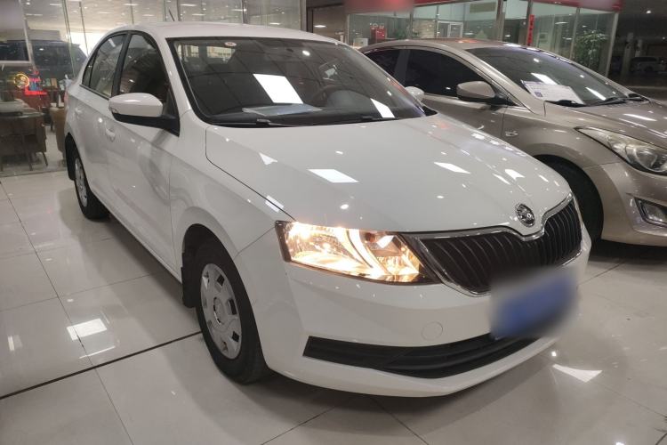 Used Skoda Rapid 2019 1.5L Automatic Standard Edition Front Right 45 Deg