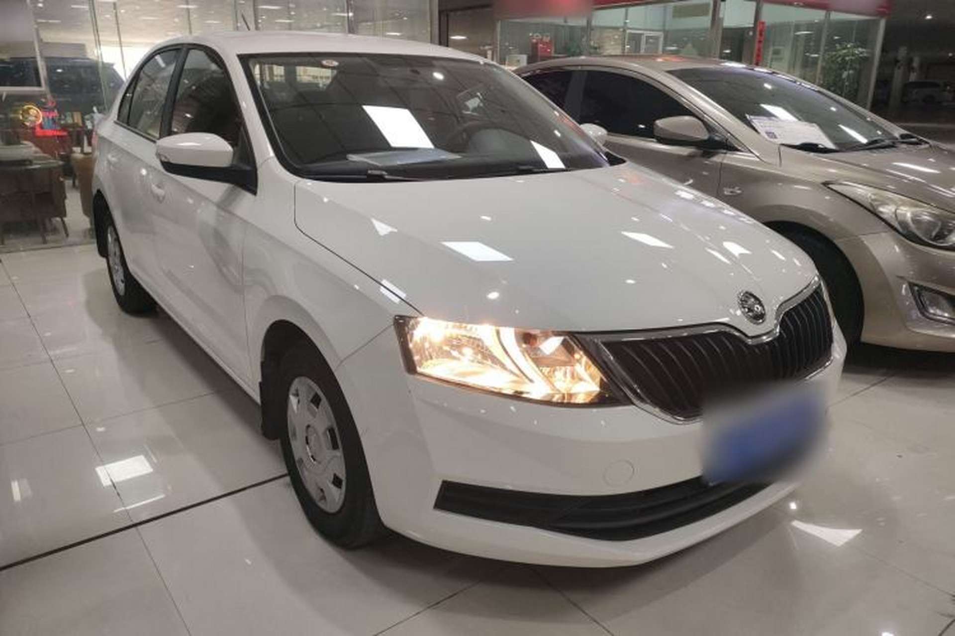 Used Skoda Rapid 2019 1.5L Automatic Standard Edition Front Right 45 Deg