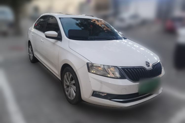 Used Skoda Rapid 2019 1.5L Automatic Comfort Edition China VI Standard Front Right 45 Deg