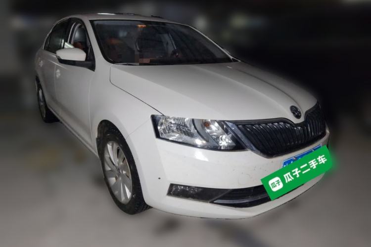 Used Skoda Rapid 2019 1.5L Manual Comfort Edition China VI Standard Front Right 45 Deg