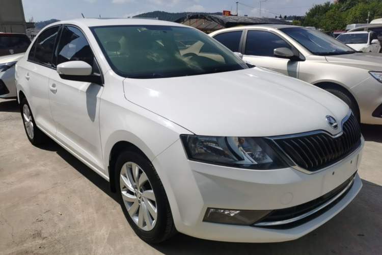 Used Skoda Rapid 2019 1.5L Manual Comfort Edition China VI Standard Front Right 45 Deg