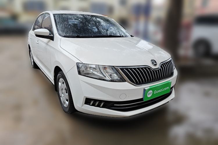 Used Skoda Rapid 2019 1.5L Manual Standard Edition Front Right 45 Deg