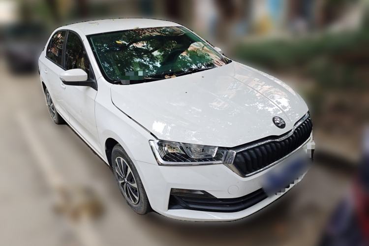 Used Skoda Rapid 2019 1.5L Automatic Standard Edition Front Right 45 Deg