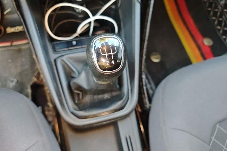 Used Skoda Rapid 2019 Revised Version 1.5L Manual Standard Edition China VI Gear Lever