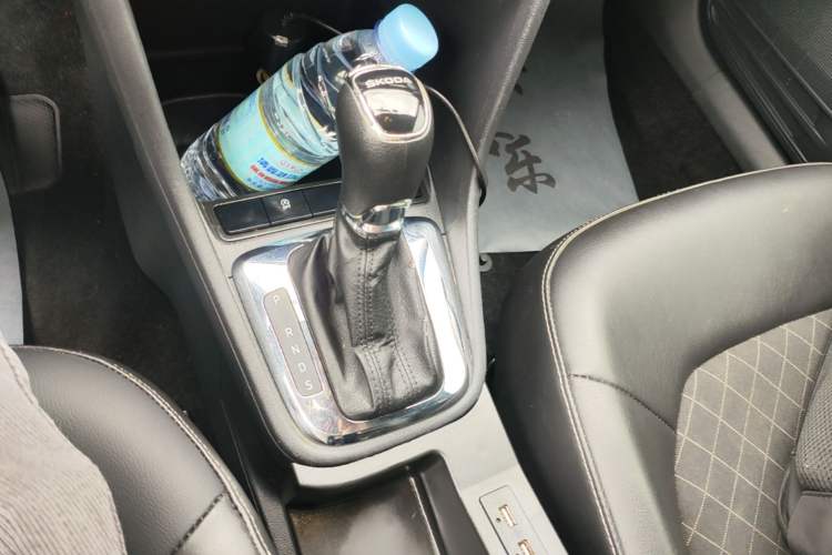 Used Skoda Rapid 2019 1.5L Automatic Comfort Edition China V Standard Gear Lever